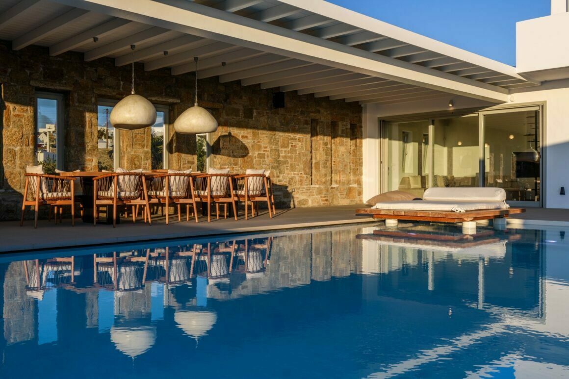 luxurious villas in mykonos - villas mykonos rent - billionaire club mykonos villas - millionaires villa rent 1