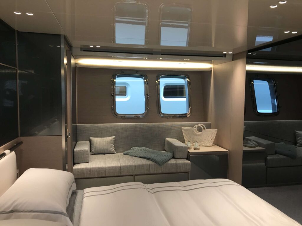 billionaire club miami - yachts miami - san lorenzo 88 interior design