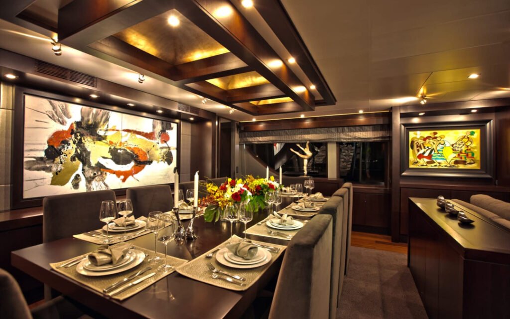 azimut yachts miami - billionaire club inside