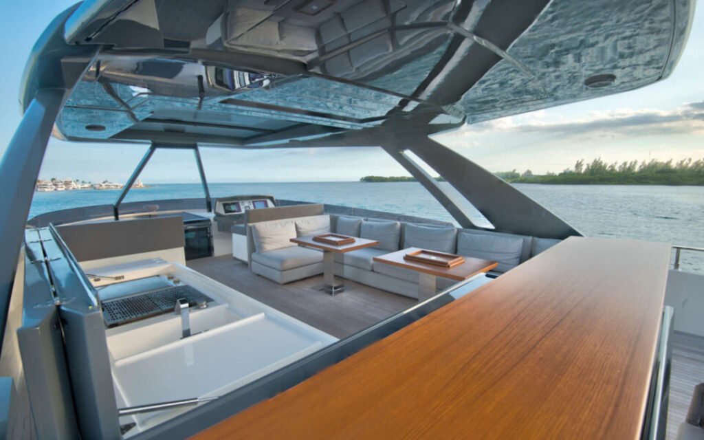 ferretti 94 - mega yachts miami - billionaire club miami luxurious usa king yacht