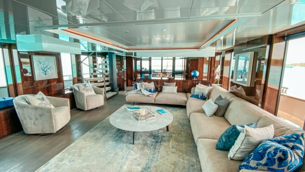 oceanfast - miami yachts - billionaires club miami