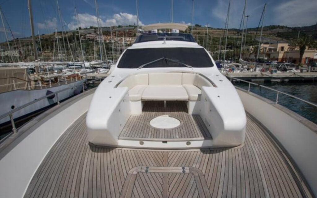 luxurious yachts mykonos - evo marine yacht greece VVIP mykonos 5