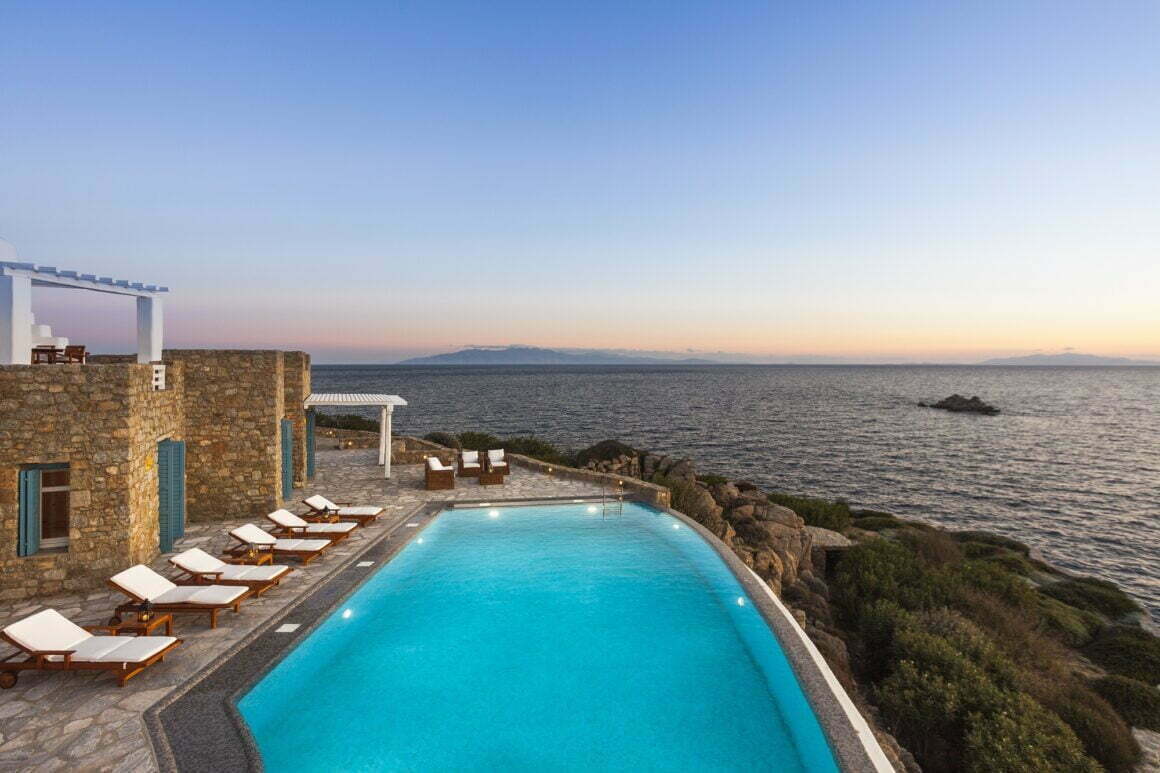 scopios mykonos - sunset villas mykonos - billionaire club view