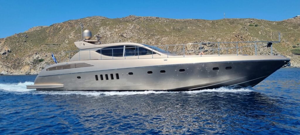 arno leopard - luxurious yachts mykonos - billionaire club 2